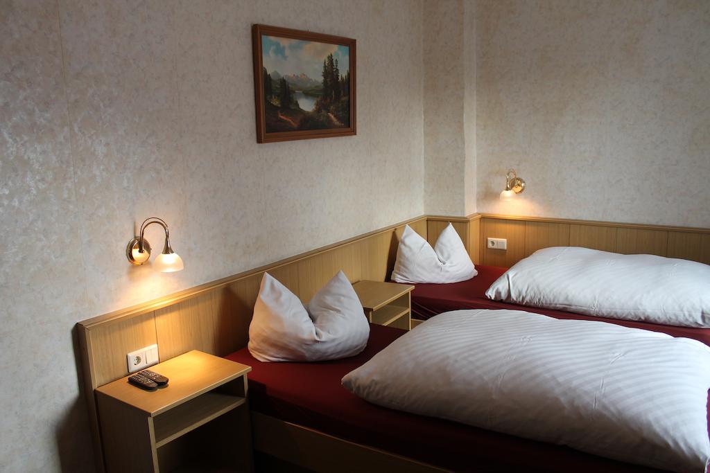 Landgasthof Zum Ring Ringleben ภายนอก รูปภาพ